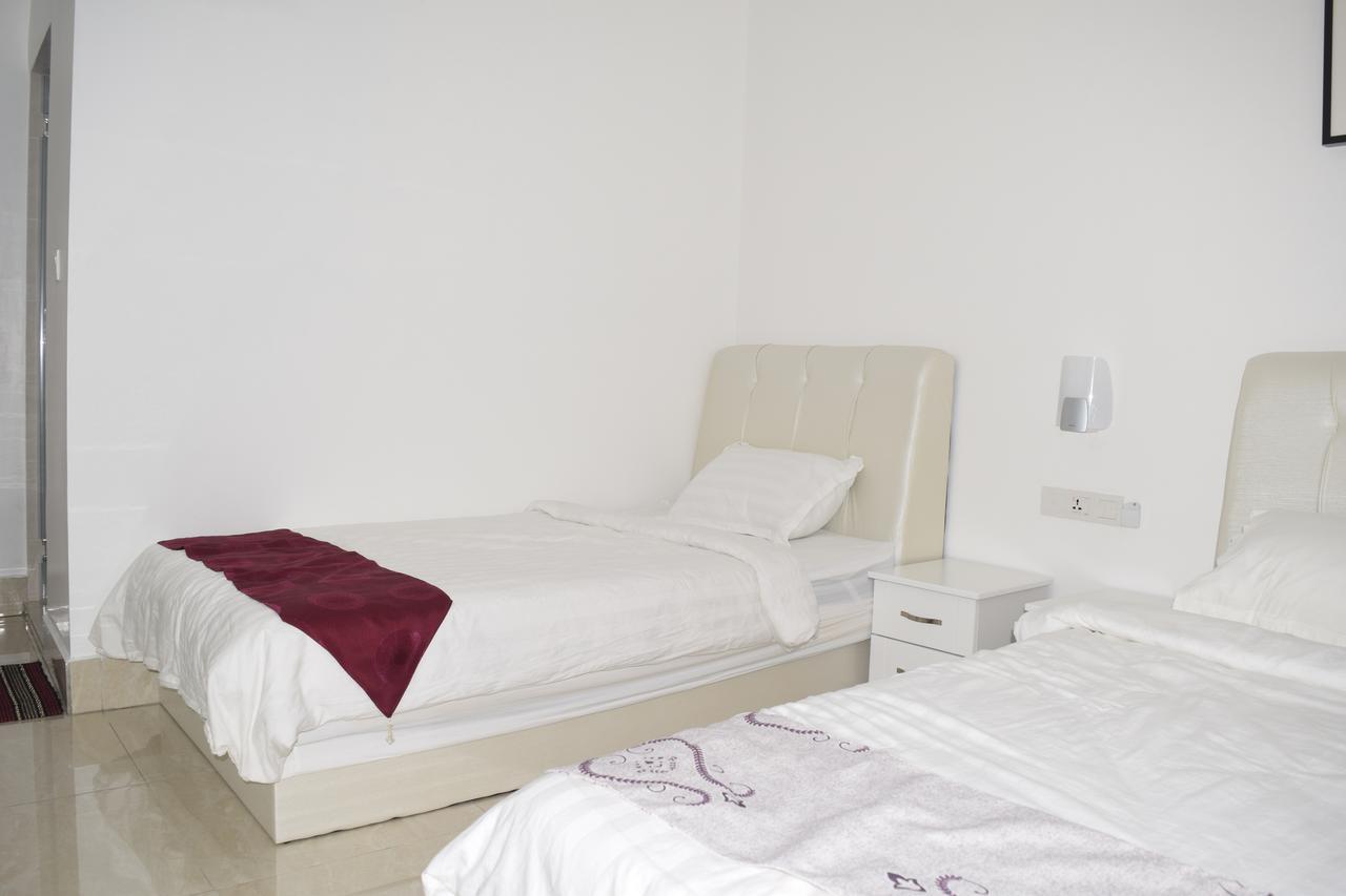 S Rose Hotel Sepang Zewnętrze zdjęcie